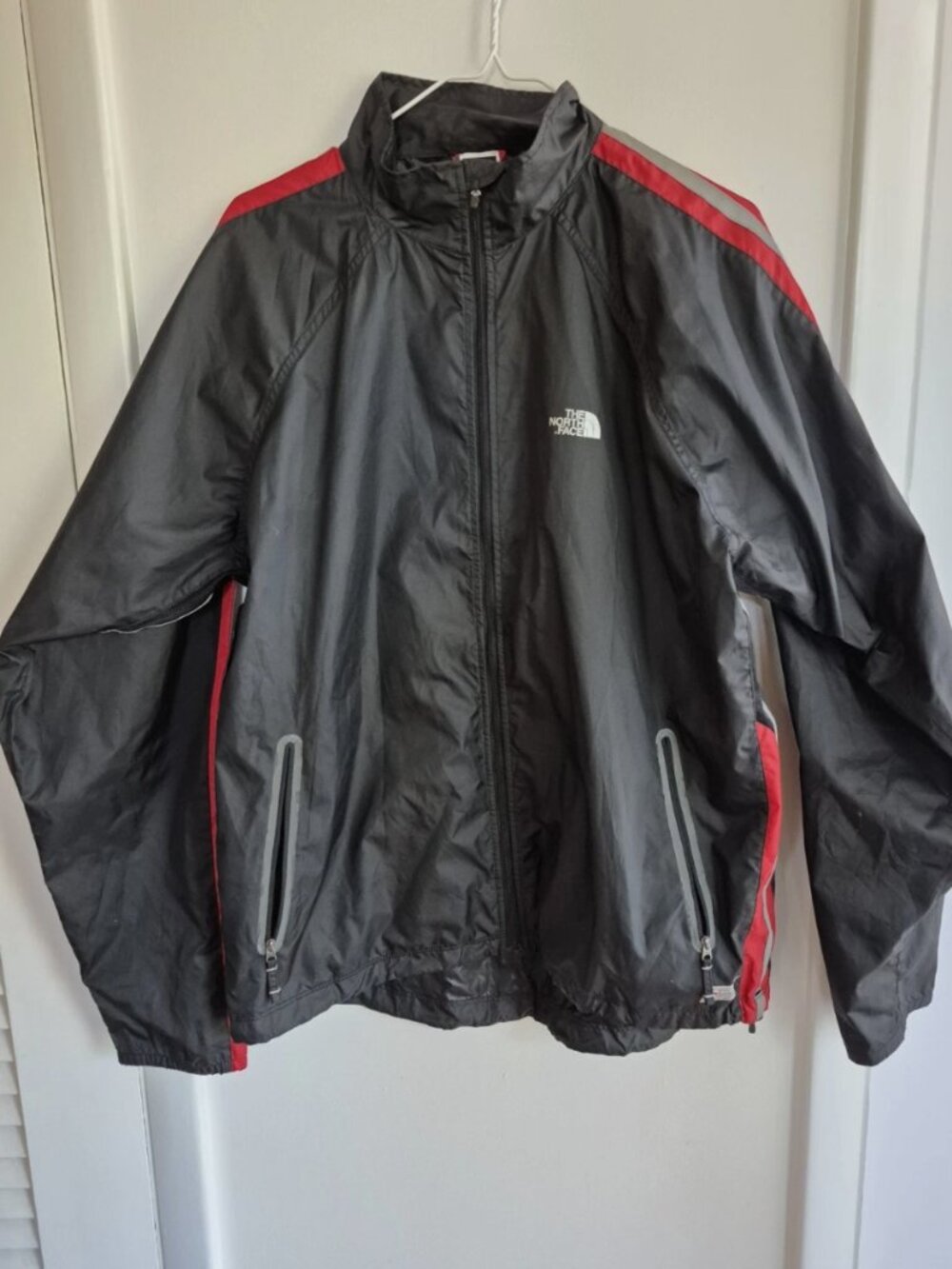 THE NORTH FACE Men's Hydrenaline Wind-Repellent Water-Resistant Jacket Size L